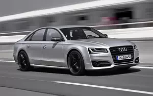 Audi S8 plus     