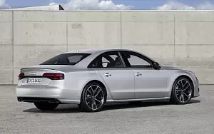 Audi S8 plus     