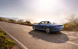 Bentley Continental GT Convertible Azure     