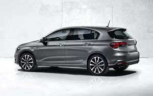 Fiat Tipo 5-door     