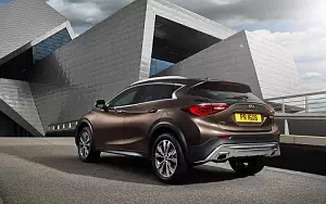 Infiniti QX30     