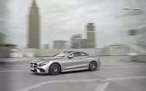 Mercedes-Benz S 560 Coupe AMG Line     