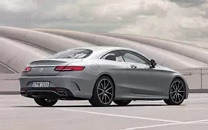 Mercedes-Benz S 560 Coupe AMG Line     