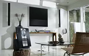 Bang & Olufsen BeoVision 10 46 with BeoLab 6002 and BeoLab 11 BeoCom 6000 BeoCom 1 BeoSound 3200 Beo 6    HD 