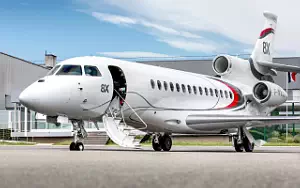 Falcon 8X      