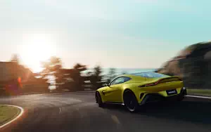 Aston Martin Vantage  