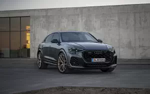 Audi RS Q8  