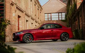 BMW M240i xDrive Coupe  