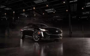 Cadillac CT5-V  