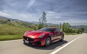 Maserati GranTurismo Trofeo (Rosso)  