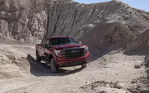 Off Road 4x4 GMC Sierra AT4X Crew Cab  