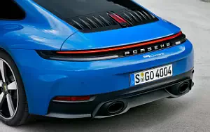 Porsche 911 Carrera  