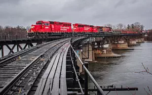 CP - Canadian Pacific        