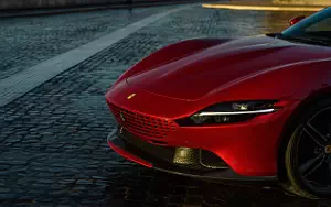 Ferrari Roma  