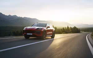 Porsche Cayenne GTS  