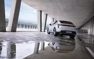 Porsche Macan Turbo  