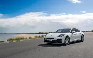 Porsche Panamera 4 E-Hybrid (Carrara White Metallic)  