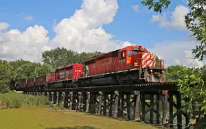 CP - Canadian Pacific        